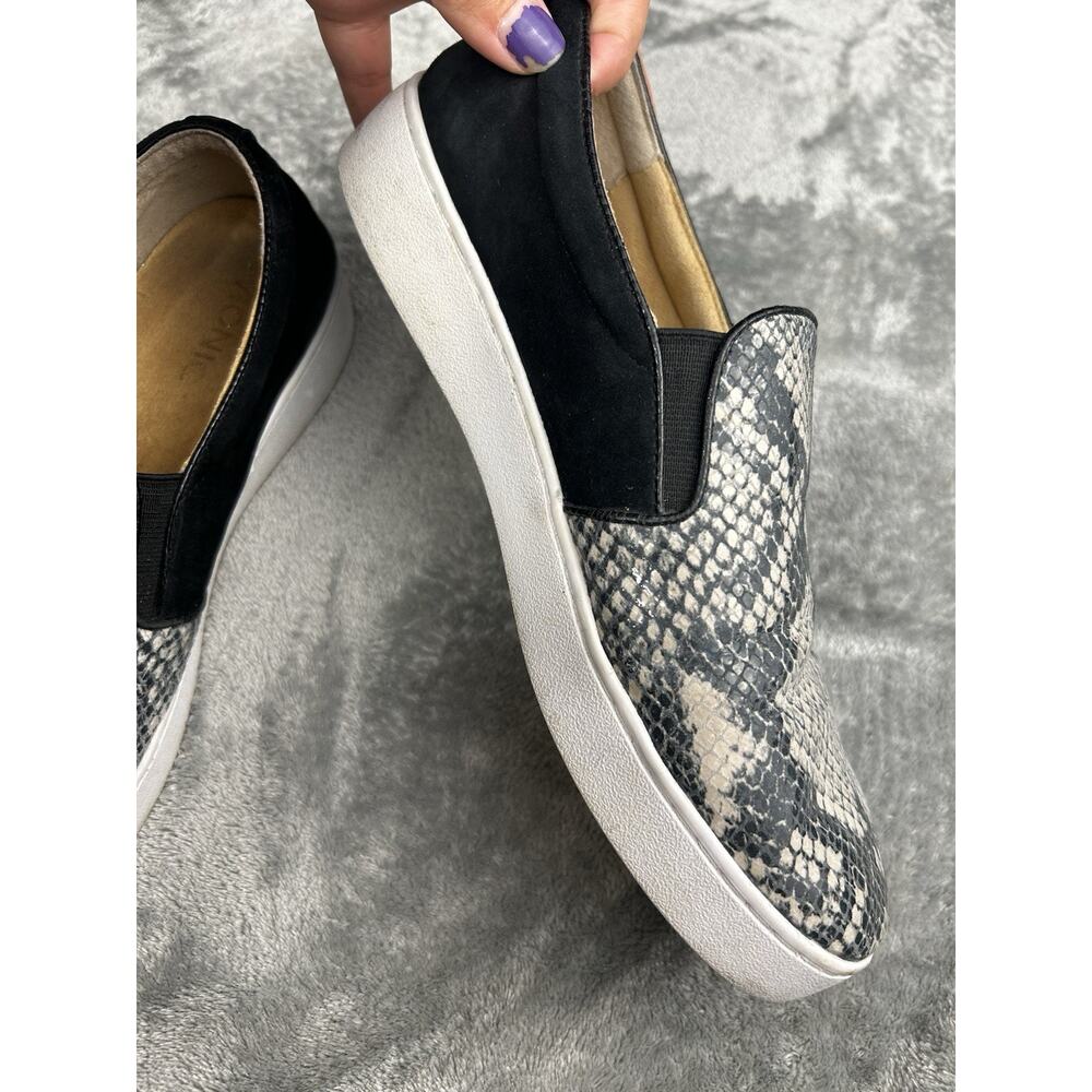 Vionic Sneaker Leather Snake Print Black Slip‎ On Casual Classy Comfort Size 8 - Picture 9 of 10